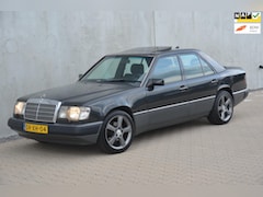 Mercedes-Benz 200-500 (W124) - 250D NL Auto Roestvrij in Topconditie 17'' Schuifdak