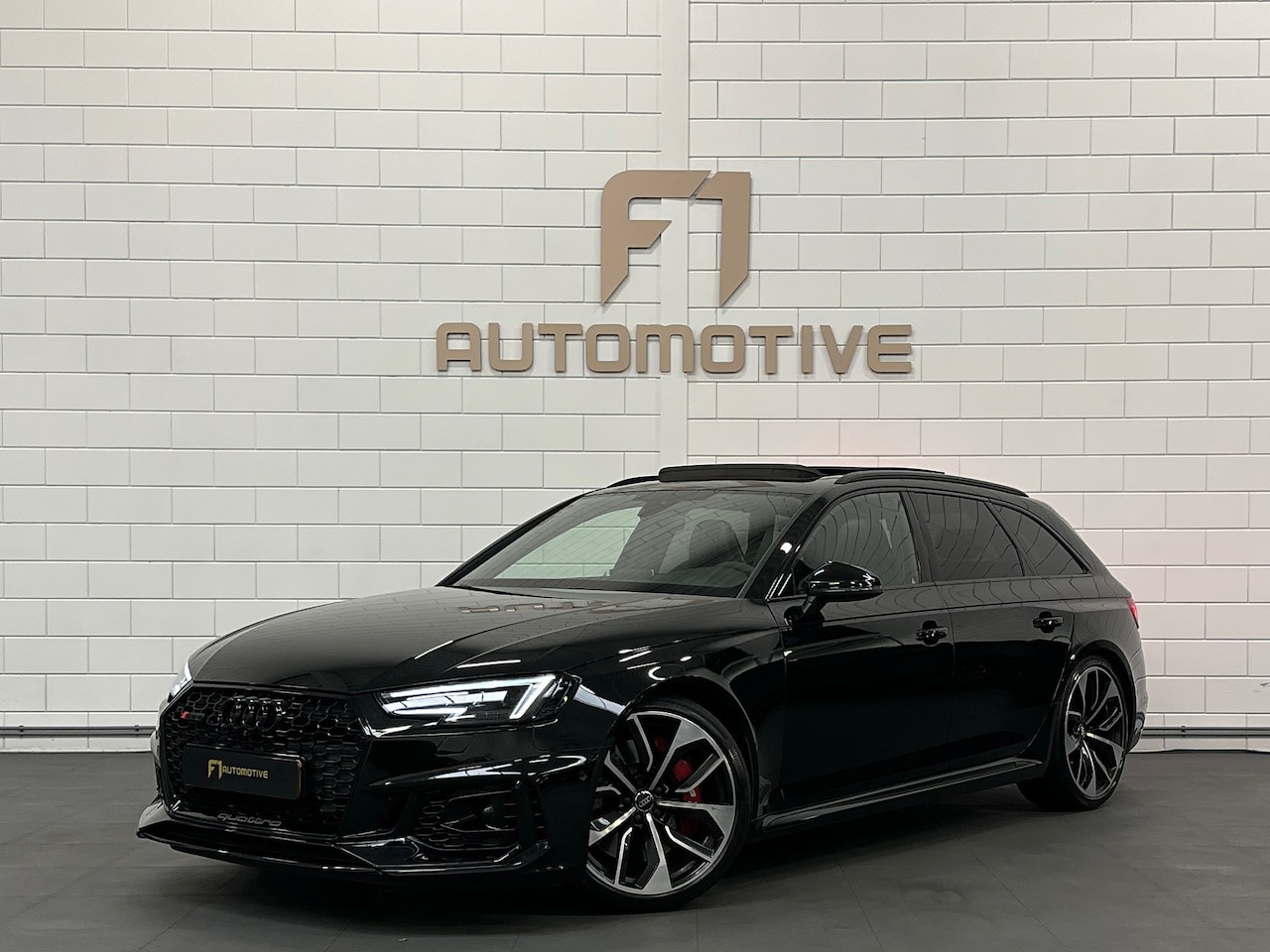 Audi RS4 - 2.9 TFSI Quattro Pano|HUD|B&O|RS seat|Massage|Memory - AutoWereld.nl