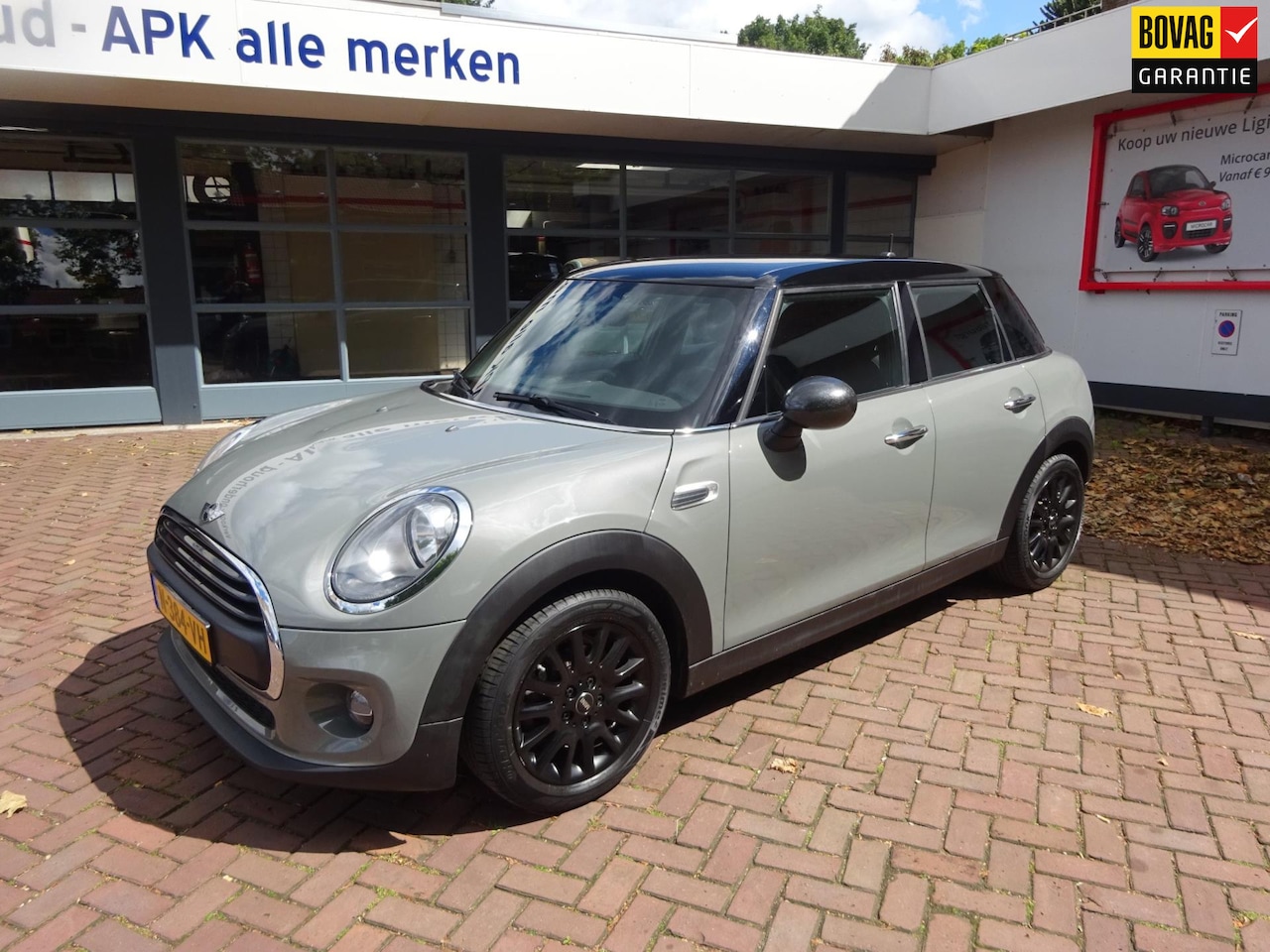 MINI One - 1.2 5drs Business Airco /16"LMV / Audio Blue Tooth Tel.Voorber. / PDC - AutoWereld.nl