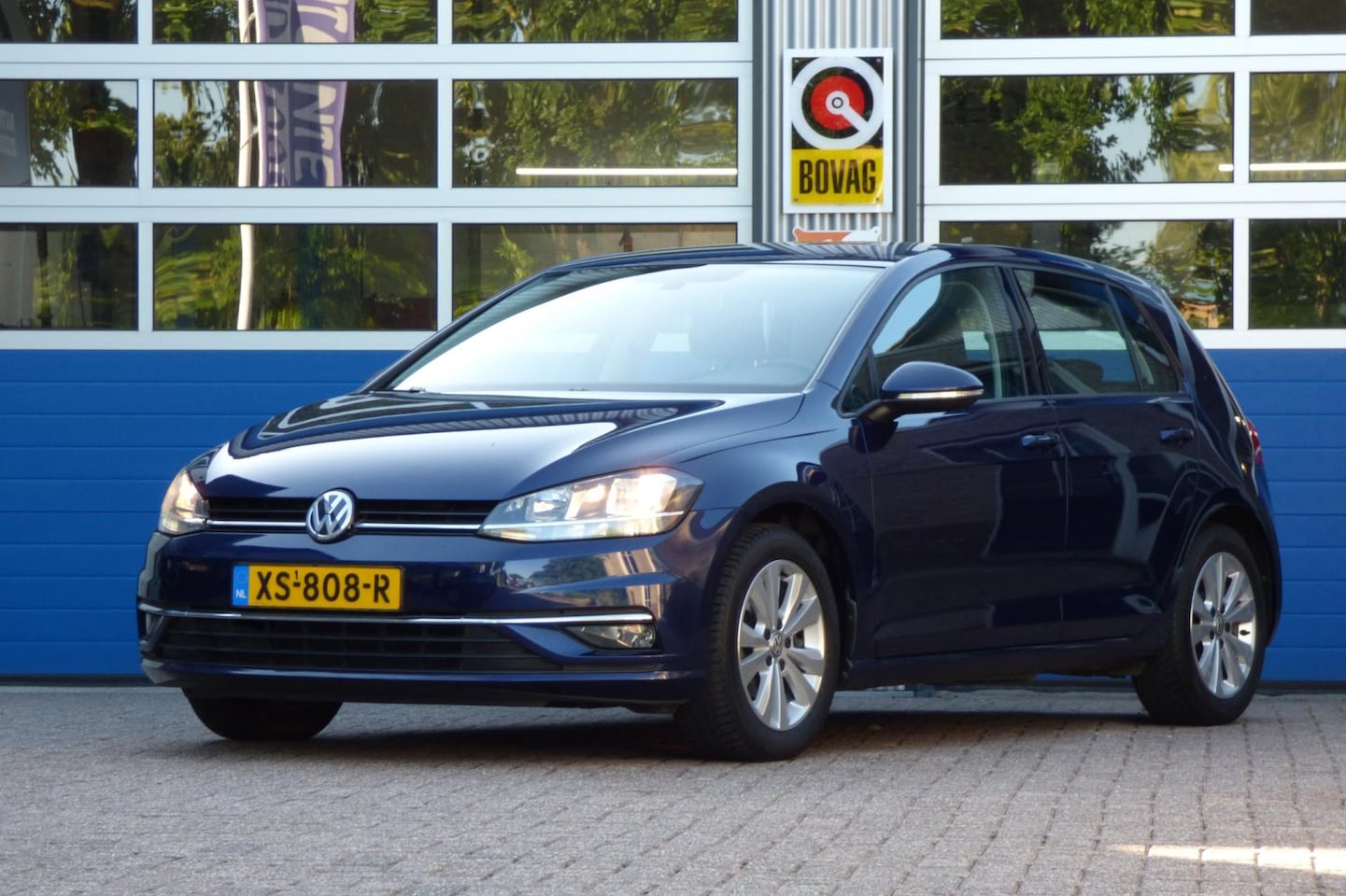 Volkswagen Golf - 1.0 TSI Comfortline 1.0 TSI Comfortline - AutoWereld.nl