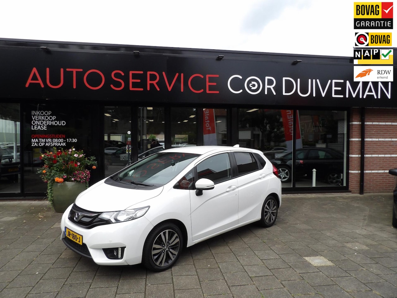 Honda Jazz - 1.3 i-VTEC Elegance // VOLLEDIG ONDERHOUDEN / 12 MAANDEN BOVAG / CRUISE CONTROL / BLUETOOT - AutoWereld.nl