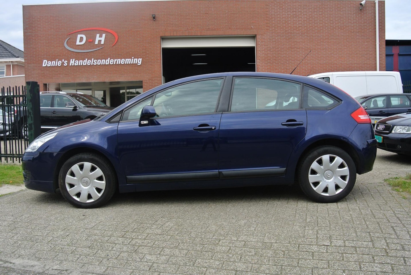 Citroën C4 - 1.6-16V Ligne Ambiance airco inruil mogelijk nap - AutoWereld.nl