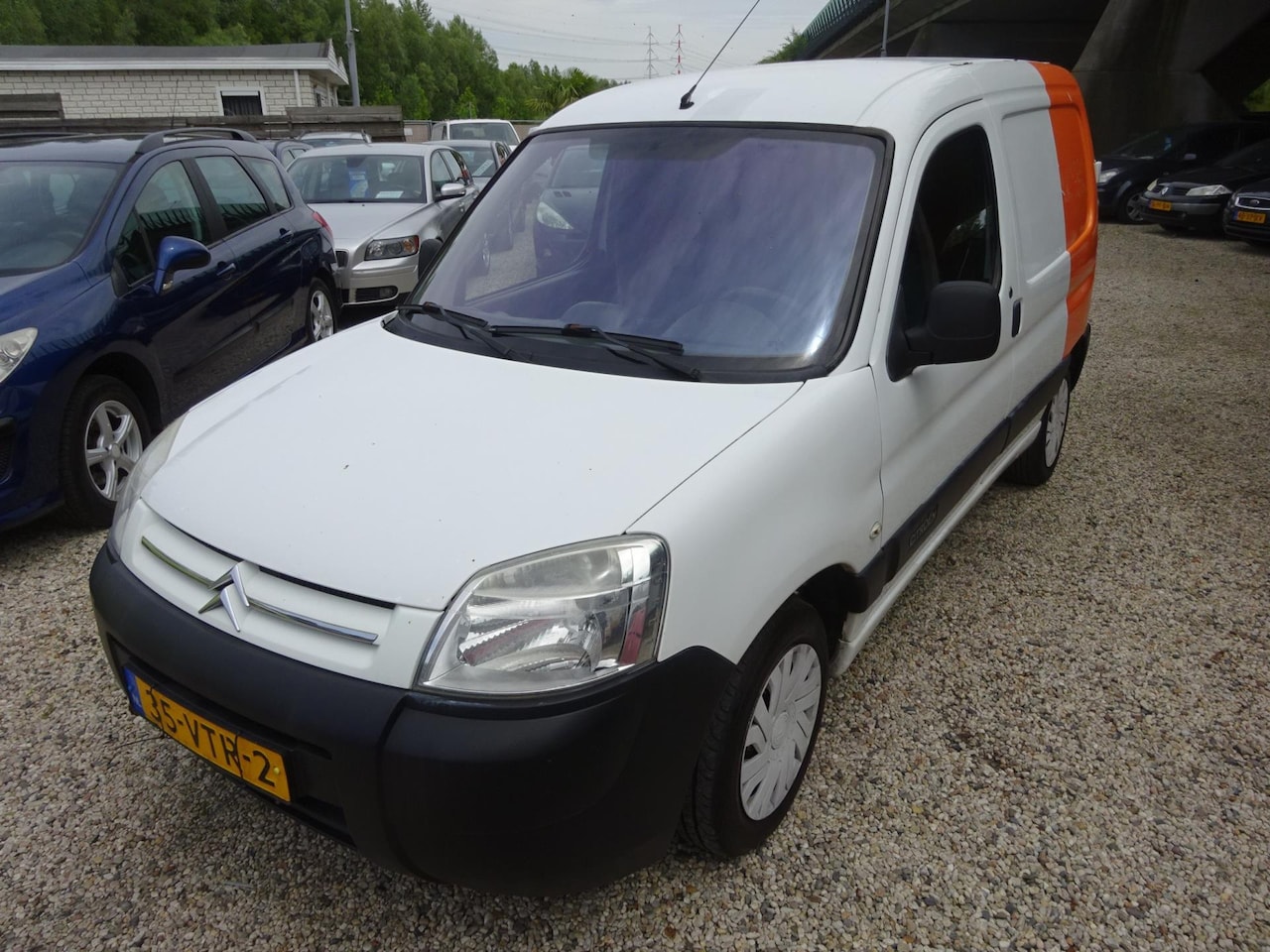 Citroën Berlingo - 1.6 HDI 600 First Pack Professionel cruis control trekhaak - AutoWereld.nl