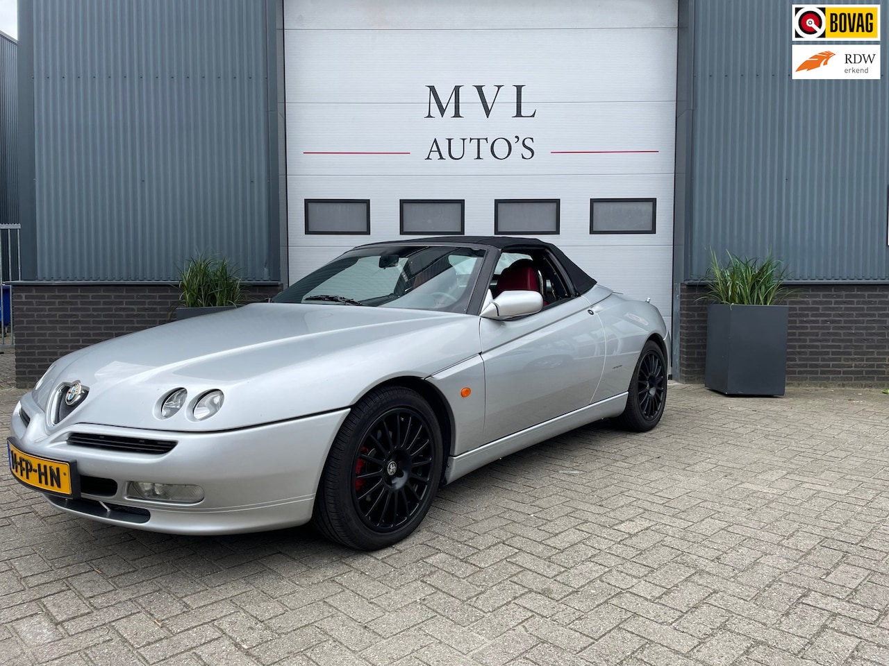 Alfa Romeo Spider - 2.0-16V T.Spark 2.0-16V T.Spark - AutoWereld.nl