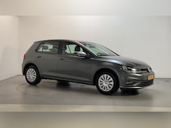 Volkswagen Golf - 1.0 TSI Trendline Navigatie DAB+ App-Connect