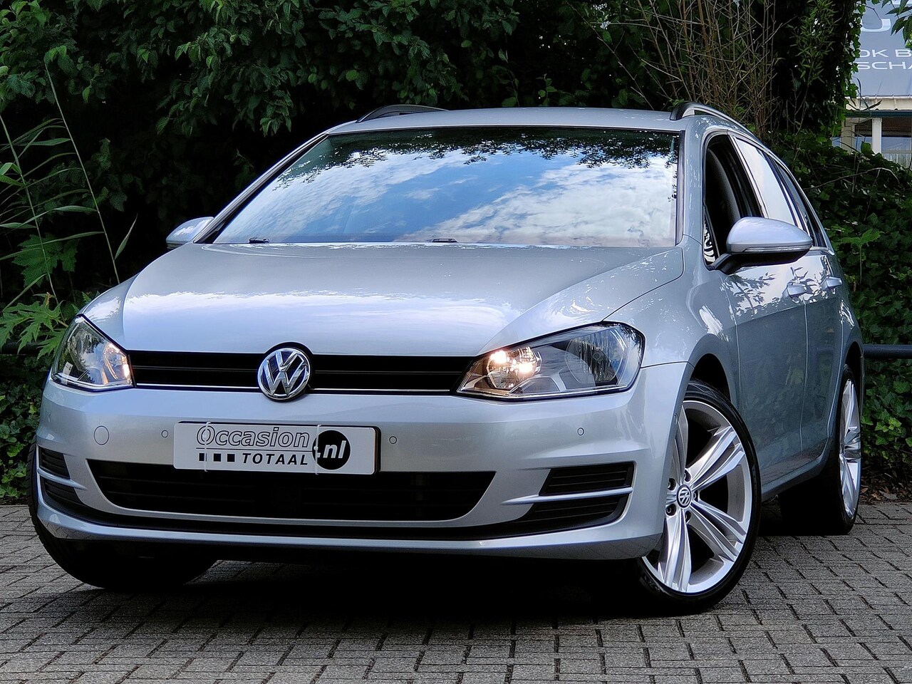 Volkswagen Golf Variant - 1.4 TSI Business Edition | Navi | Adapt. Cruise | Carplay - AutoWereld.nl