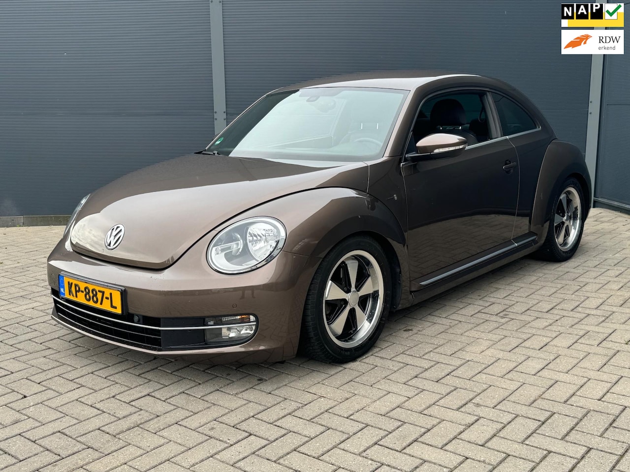 Volkswagen Beetle - 1.2 TSI Design / Navi / Pdc - AutoWereld.nl