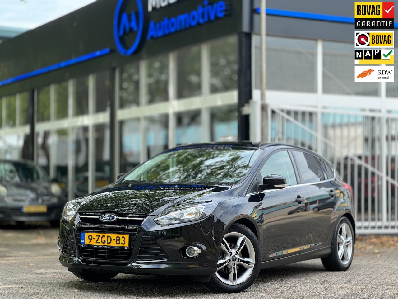 Ford Focus - 1.0 EcoBoost Edition PlusNavi|Leder|Stoel VW|Dealeronderhouden|Airco|Bluetooth|Trekhaak|La - AutoWereld.nl