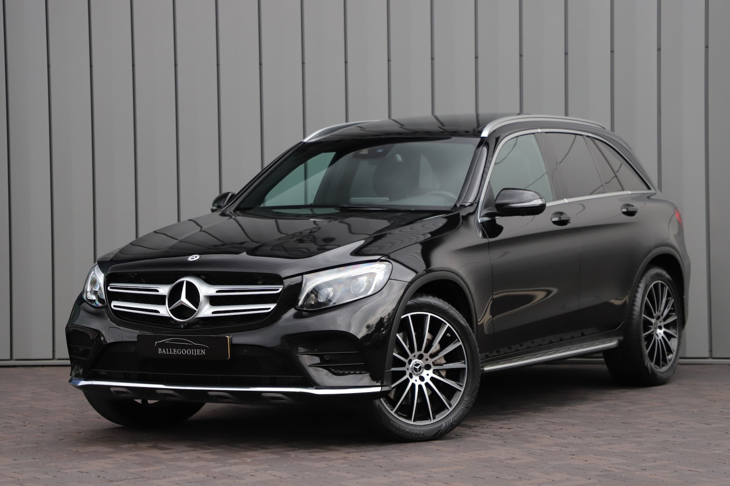 Mercedes-Benz GLC-klasse - 250d AMG 4-Matic Aut9 204PK | Luchtv. | Sfeerverlichting | Pano | Burmester | ILS | NL-aut - AutoWereld.nl