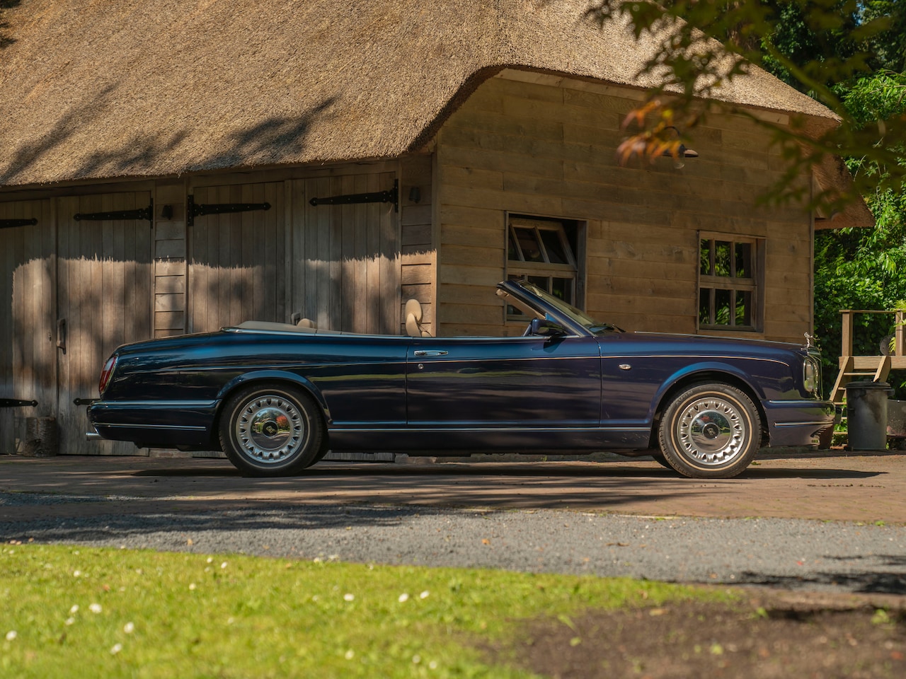 Rolls-Royce Corniche - First owner | Low mileage | France car - AutoWereld.nl