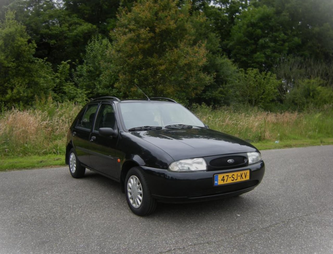 Ford Fiesta - 1.3-16V Ambiente . Zetec motor en Recaro sport intrieur . - AutoWereld.nl