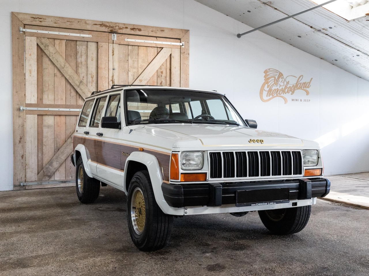 Jeep Cherokee - XJ - Briarwood 611 Ready to go - AutoWereld.nl