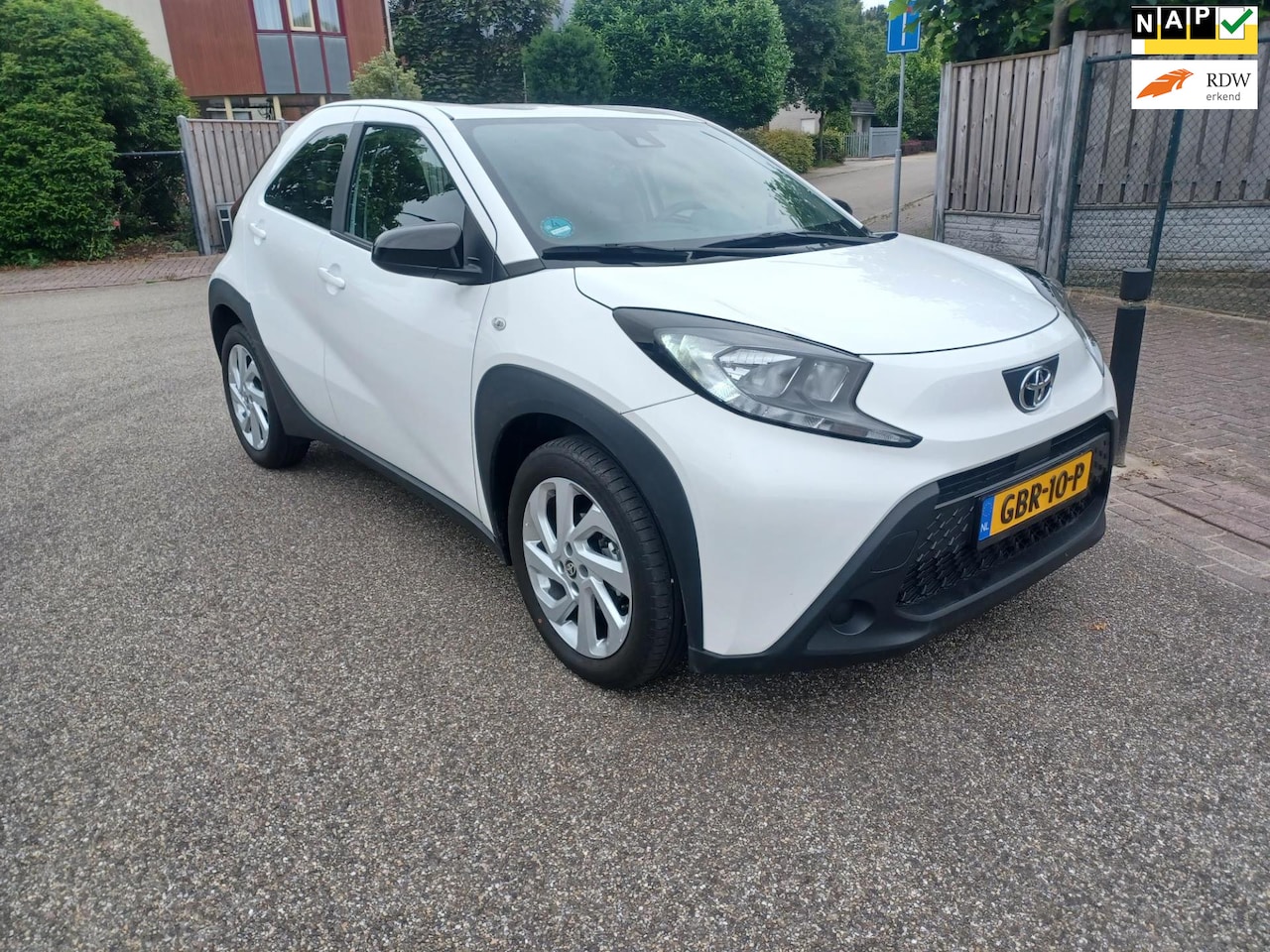 Toyota Aygo X - 1.0 VVT-i MT 1.0 VVT-i MT - AutoWereld.nl