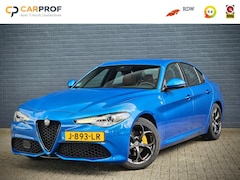 Alfa Romeo Giulia - 2.0T / VELOCE INT. & EXT. / CARPLAY / 300PK