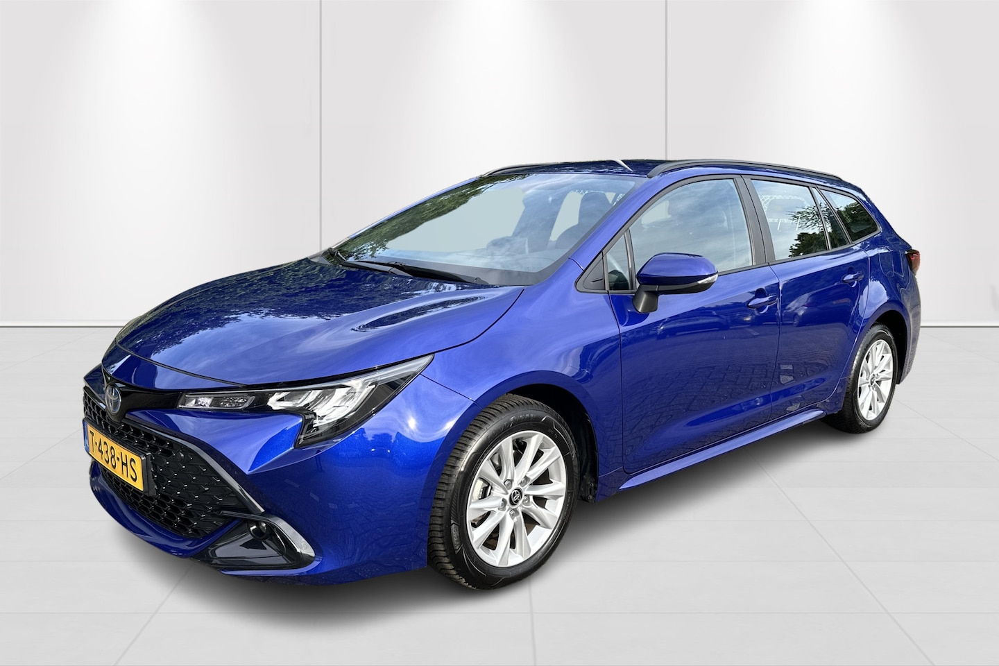 Toyota Corolla Touring Sports - Hybrid 140 Business / Fabrieksgarantie tot 2033 - AutoWereld.nl