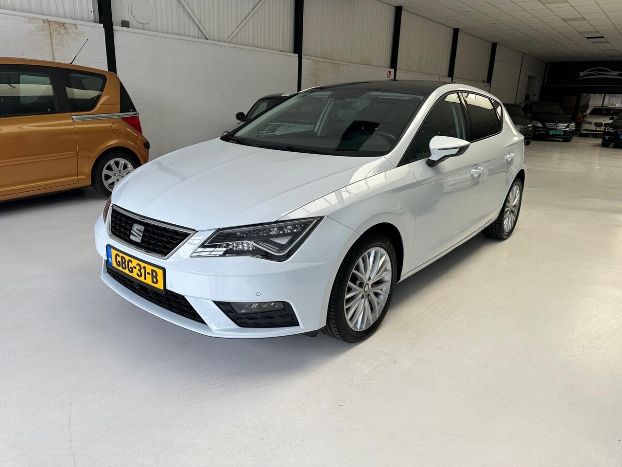 Seat Leon - 2018 SEAT LEON 1.2 TSI PANORAMADAK - AutoWereld.nl