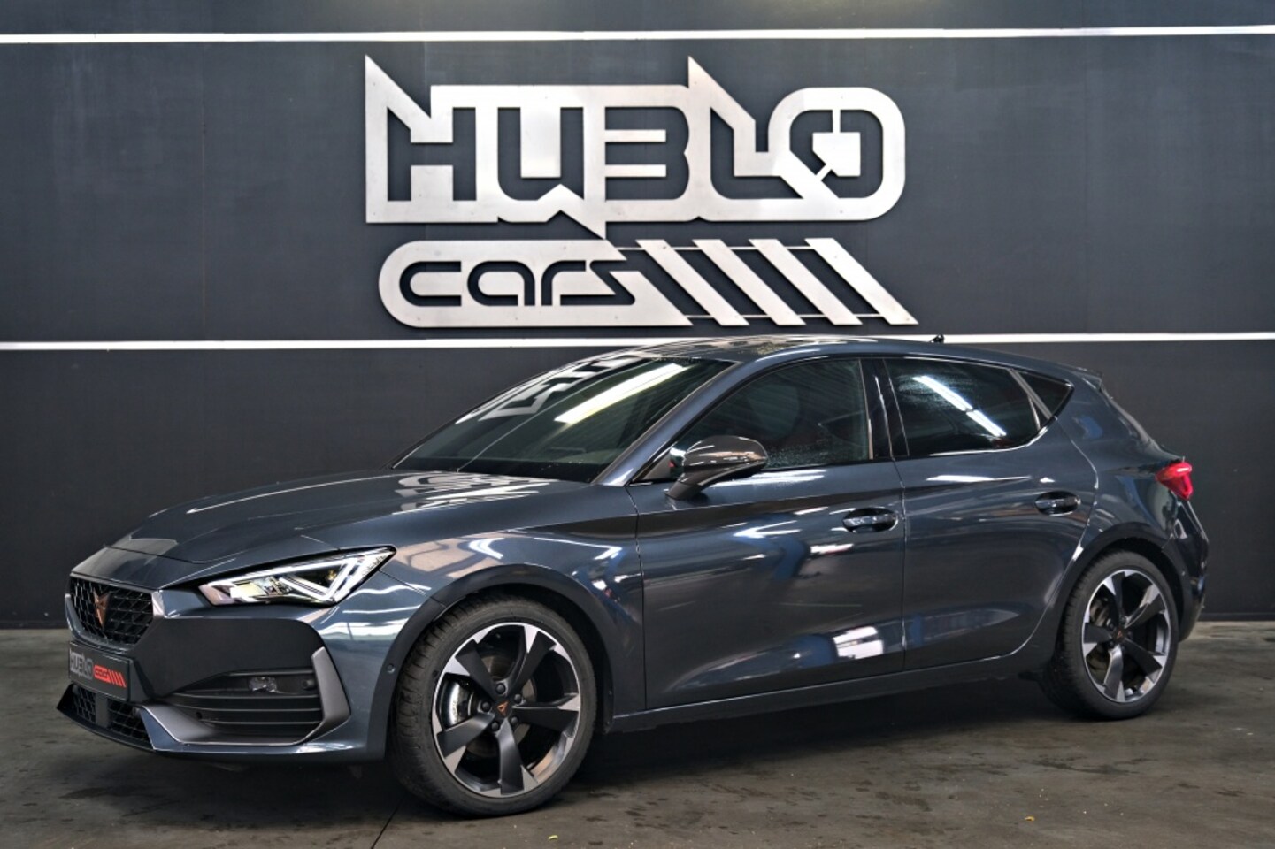 CUPRA Leon - 1.5 eTSI Bsn Edition - AutoWereld.nl