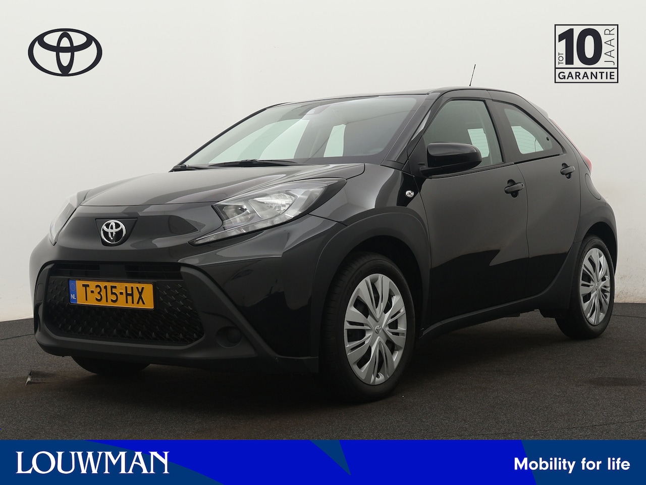 Toyota Aygo X - 1.0 VVT-i MT Play | Parkeercamera | Apple Carplay -/ Android Auto | - AutoWereld.nl