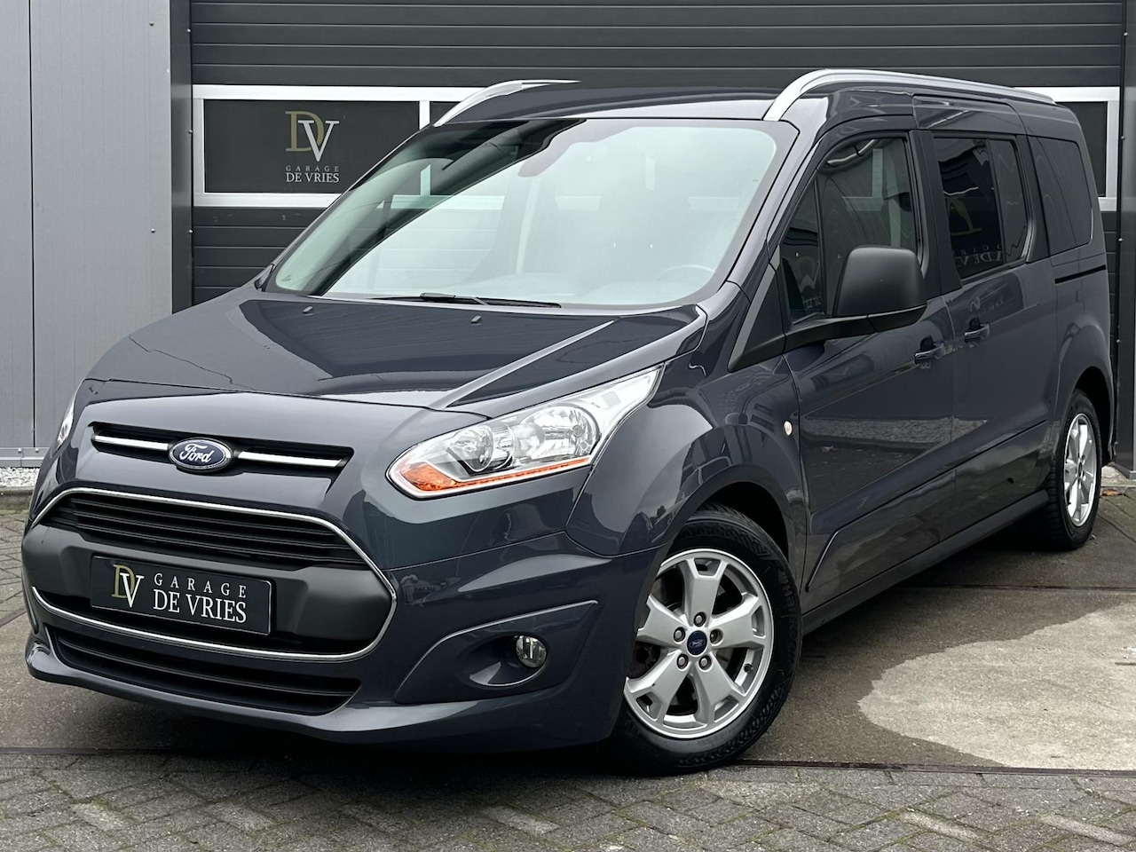 Ford Tourneo Connect Grand - 1.6 Titanium 7p Automaat Panoramadak Garantie - AutoWereld.nl