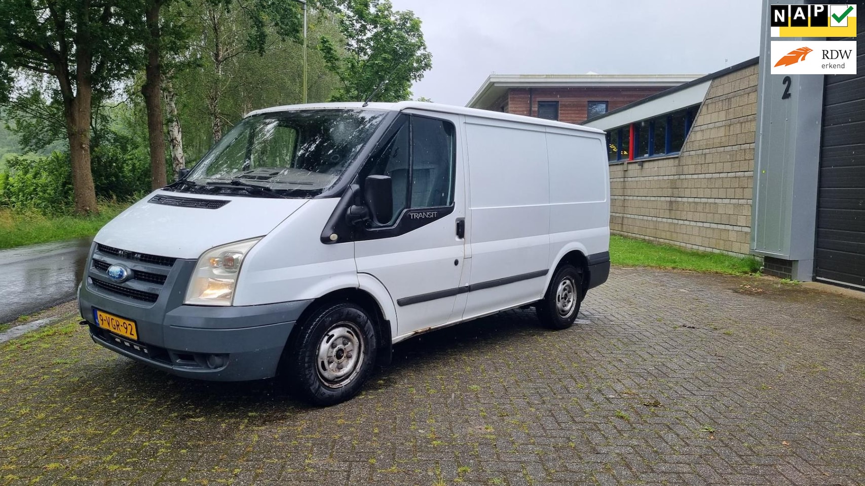 Ford Transit - 260S 2.2 TDCI Economy Edition 2010 AIRCO APK 2025 - AutoWereld.nl