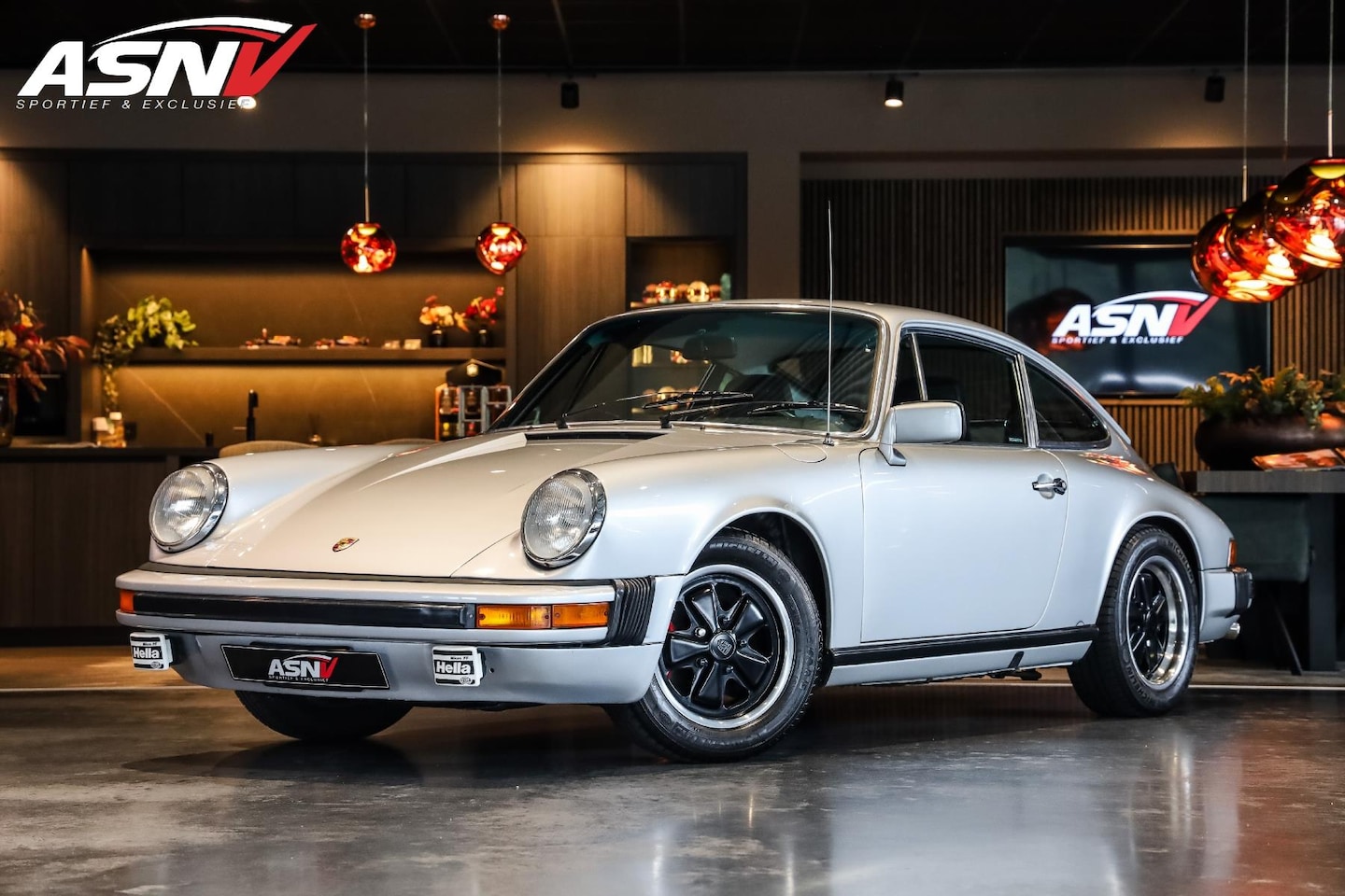 Porsche 911 - 2.7 Coupé 2.7 Coupé, 165PK, Full/Restauration, Zilver/Zwart/Leather, 175MI!!! - AutoWereld.nl