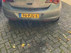 Opel Astra - 1.4 Turbo Cosmo