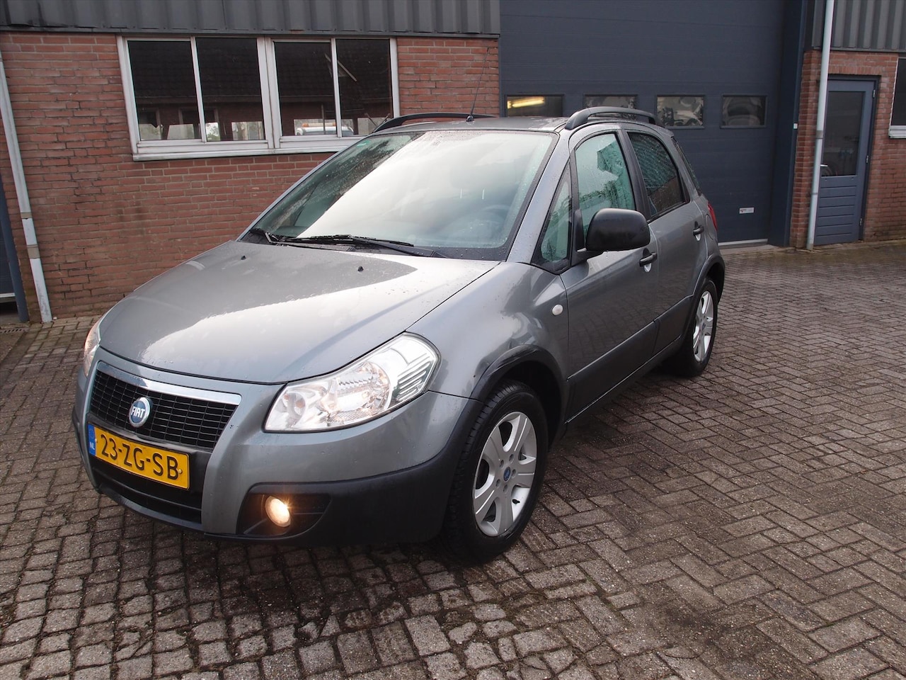 Fiat Sedici - 1.6 16V 2WD Dynamic met Airco en trekhaak - AutoWereld.nl