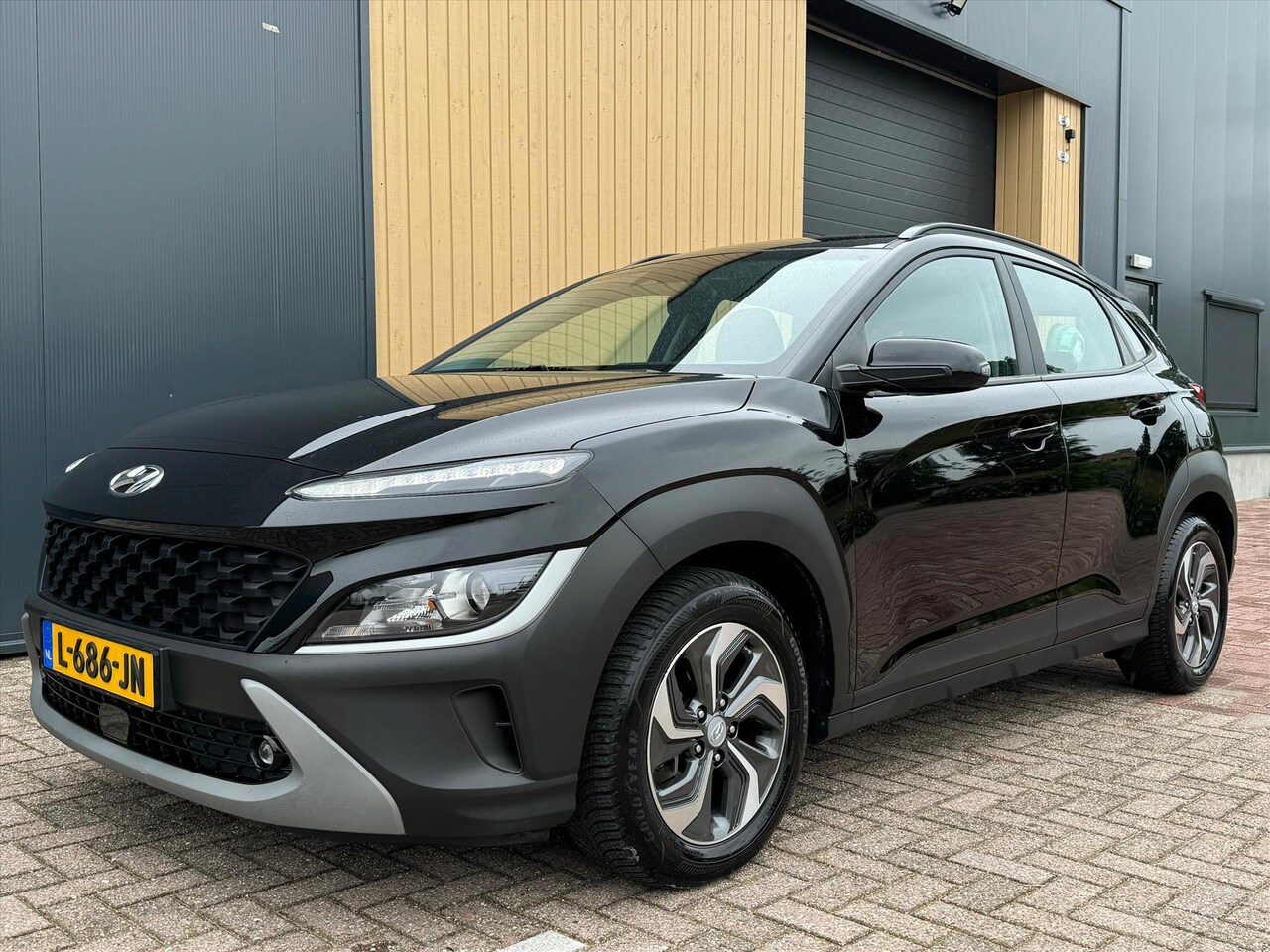 Hyundai Kona - 1.6 GDI HEV Comfort Smart Automaat / Navigatie / Camera / Apple Carplay Android - AutoWereld.nl