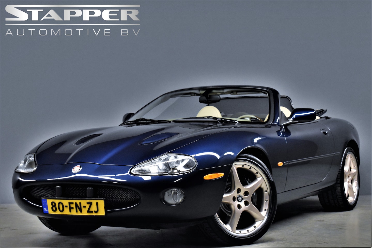 Jaguar XKR - 4.0 V8 364pk Convertible Topconditie!/NL Auto/Youngtimer/BTW-Verekenbaar! - AutoWereld.nl