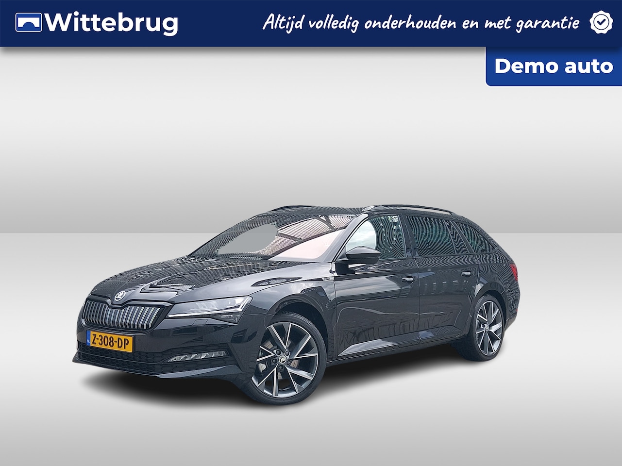 Skoda Superb Combi - 1.4 TSI iV Sportline Business 218pk/ 19" Vega/ Comfort Pakket/ Functie Pakket - AutoWereld.nl