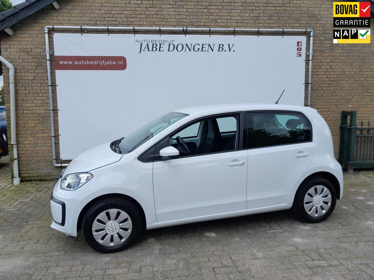 Volkswagen Up! - 1.0 Move MPI - AutoWereld.nl