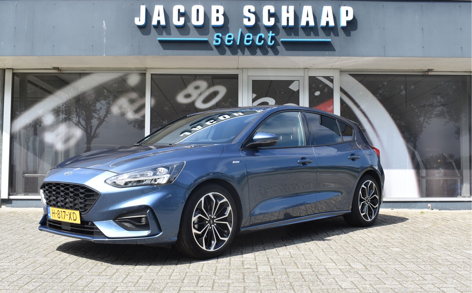 Ford Focus - 1.0 EcoBoost ST Line Business / Privacy glas / Clima / 18" LM velgen / Keyless entry & sta - AutoWereld.nl