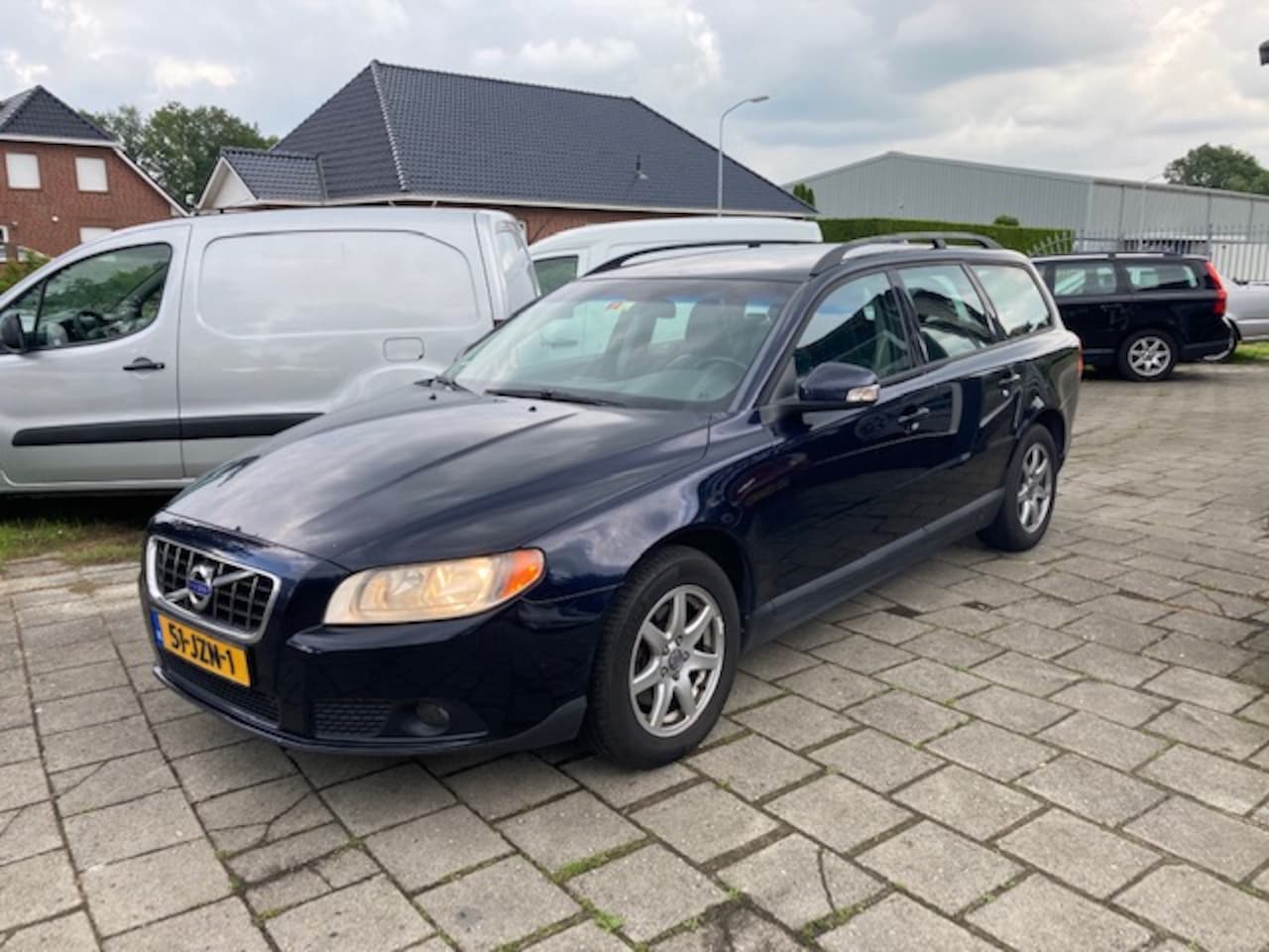 Volvo V70 - 2.0D 100KW Limited Edition Ex Bpm - AutoWereld.nl