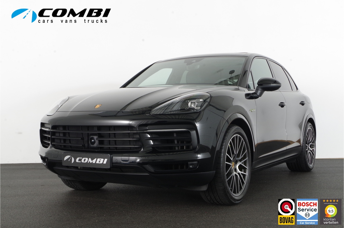 Porsche Cayenne - 3.0 E-Hybrid Platinum Edition > 463pk/Chrono Sport/RS Spyder 21inch/Active Suspension - AutoWereld.nl