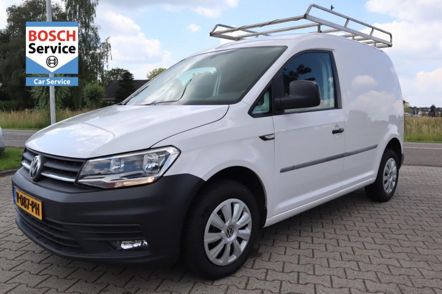 Volkswagen Caddy - 2.0 TDI L1H1 comf-line met imperiaal en haak - AutoWereld.nl