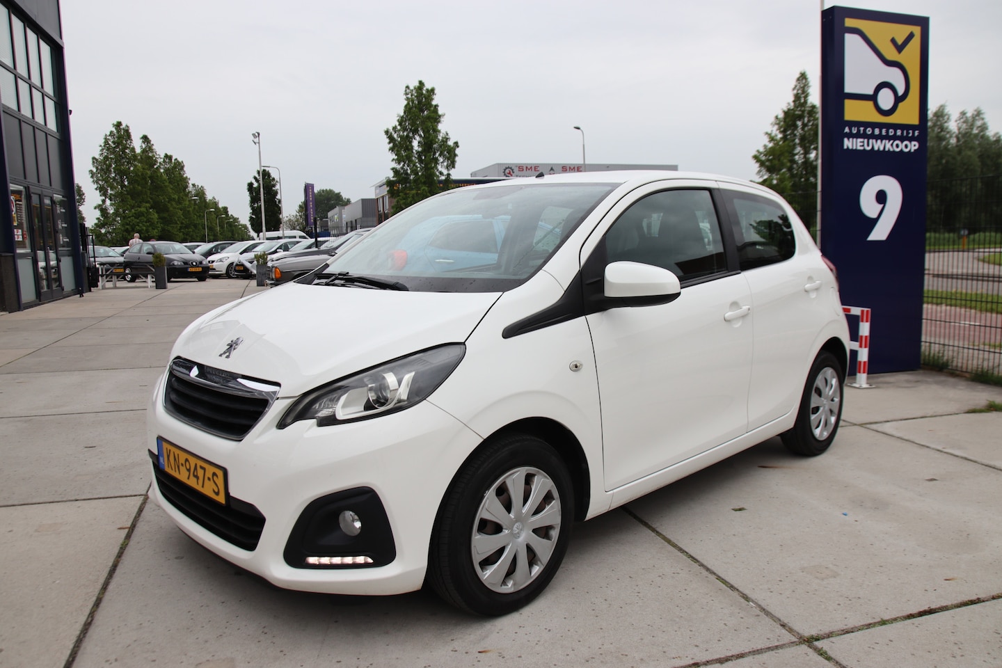 Peugeot 108 - 1.0 e-VTi Blue Lion Airco, NL auto, NAP, Multimedia Prijspakker! - AutoWereld.nl