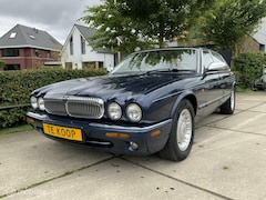 Daimler 4.0 - 4.0 V8*LWB*Schuifdak*Veelopties*Leder*Leestekst