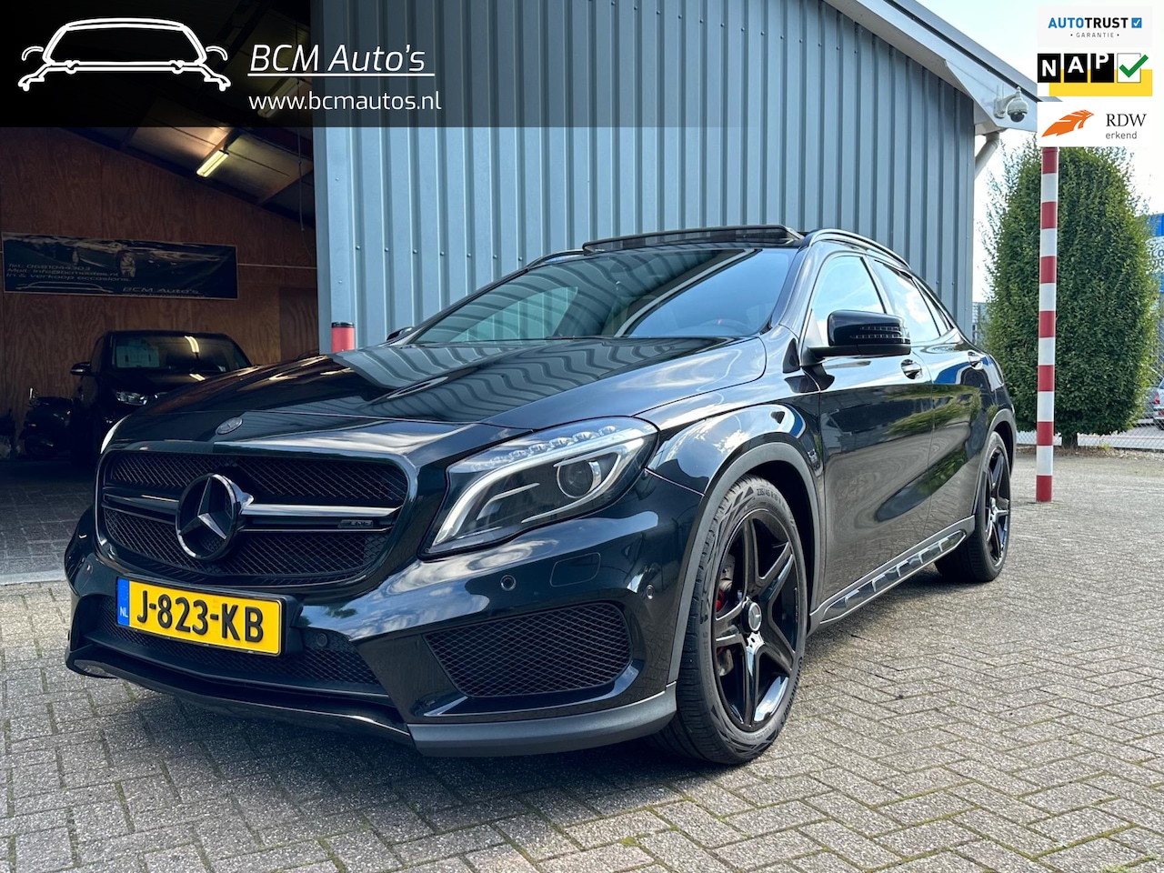 Mercedes-Benz GLA-Klasse - 200 Edition 1 AMG Pano Clima H&K Xenon Led Automaat ILS Camera Stoelverwarming PDC Navi - AutoWereld.nl