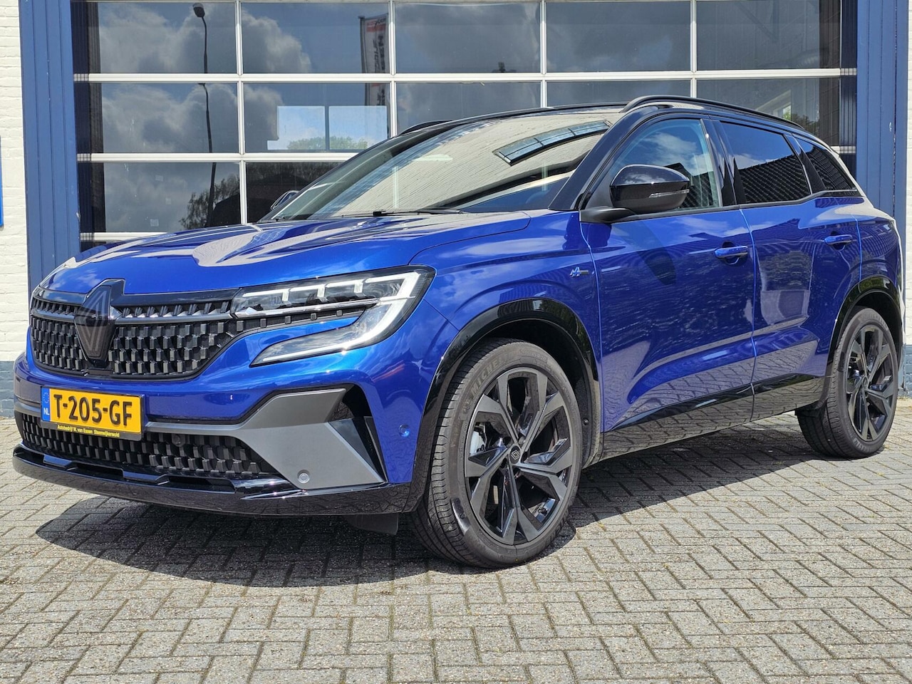 Renault Austral - E-Tech Hybrid 200 Iconic Esprit Alpine - AutoWereld.nl