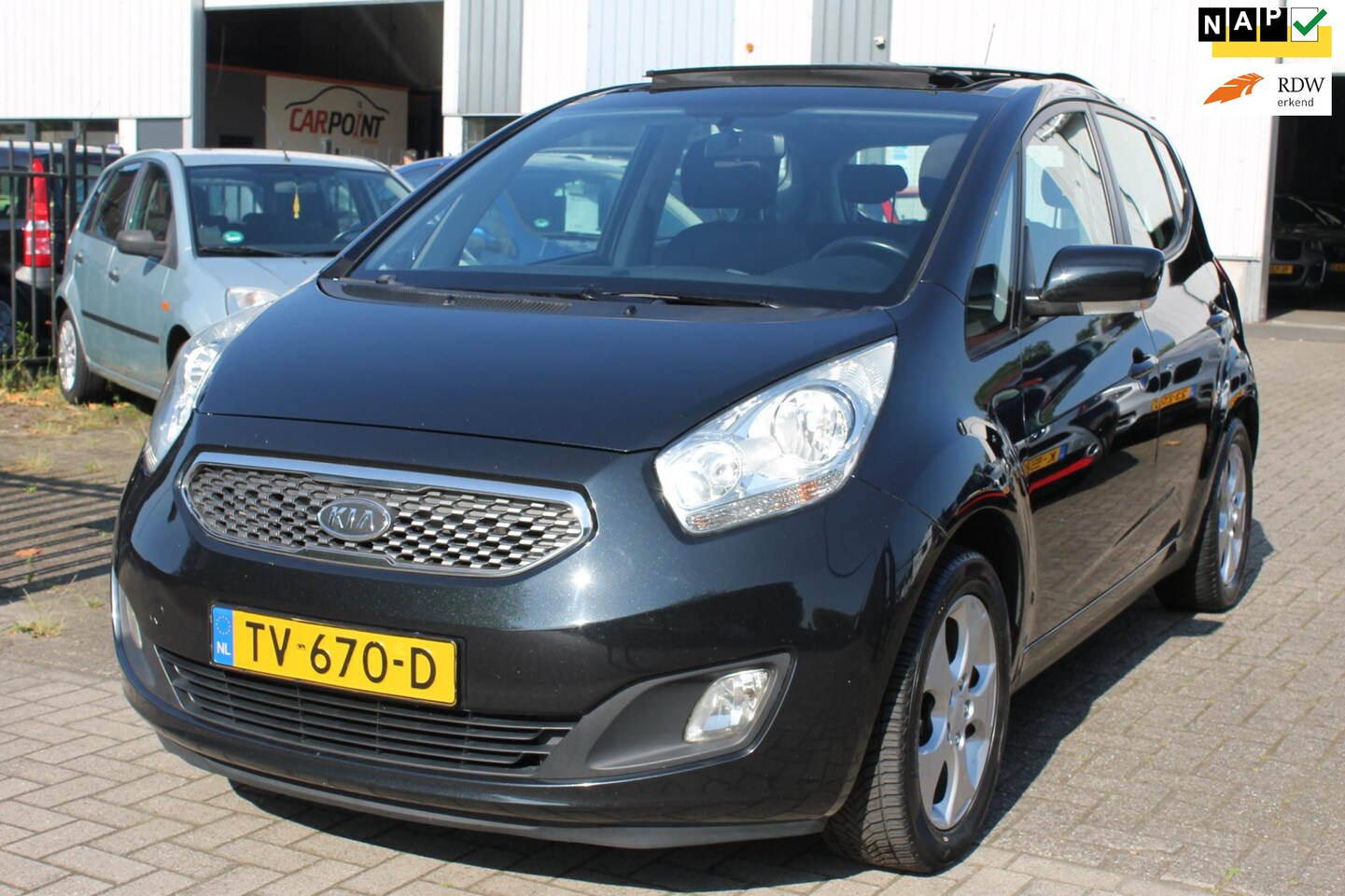 Kia Venga - 1.4 CVVT Fuse Panorama Clima Trekhaak PDC!! - AutoWereld.nl