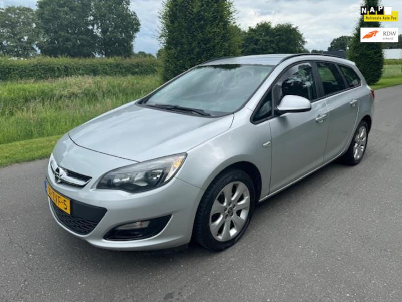 Opel Astra Sports Tourer - 1.4 Business+ 1.4 Business + - AutoWereld.nl