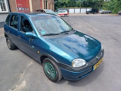 Opel Corsa - 1.4i Strada met nieuwe apk