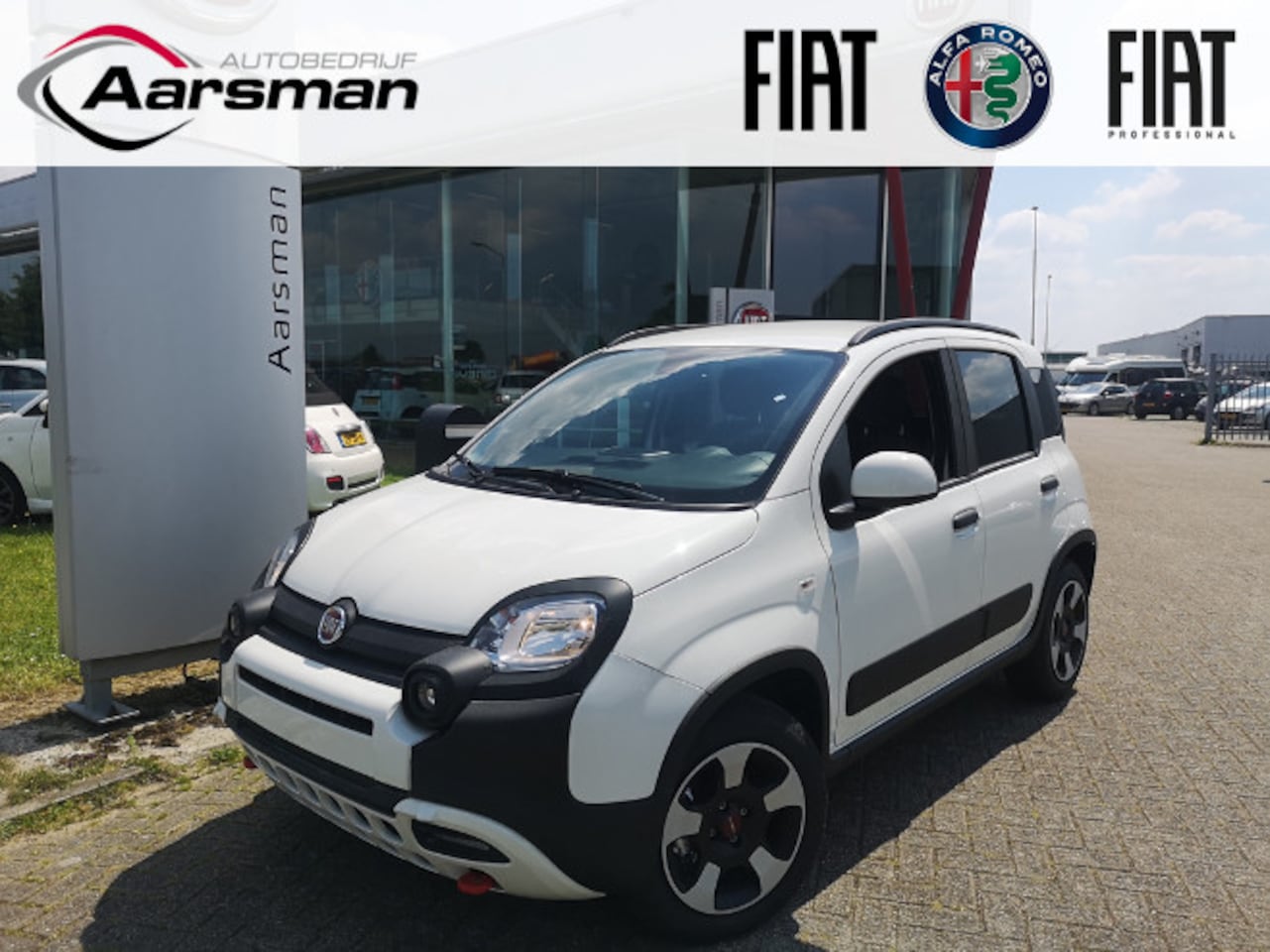 Fiat Panda - 1.0 Hybrid Cross | Apple Carplay | Parkeersensoren | Licht- en regensensor - AutoWereld.nl