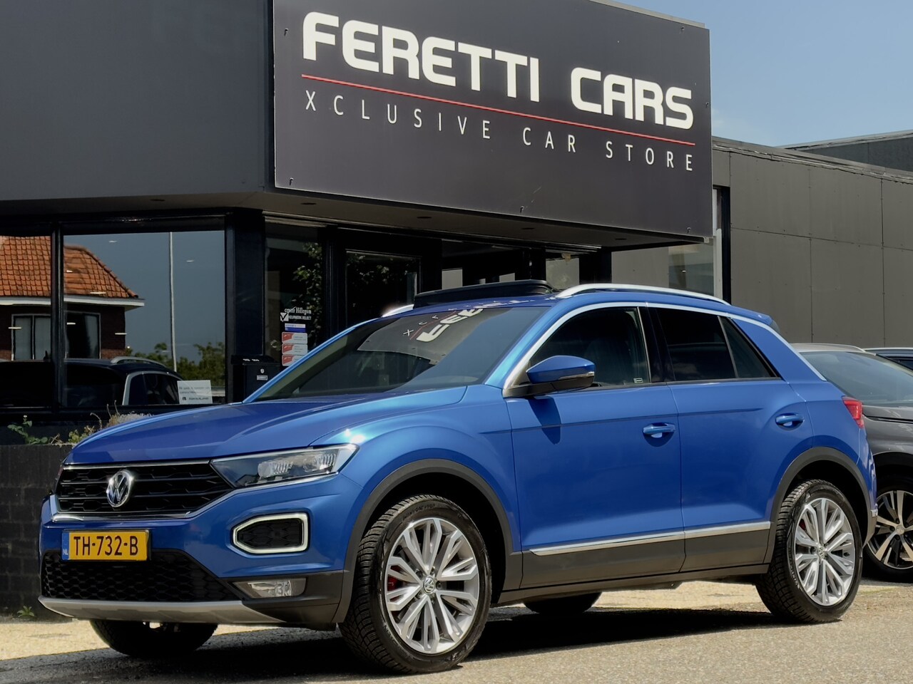 Volkswagen T-Roc - 1.5 TSI AUT7 SPORT PANODAK SPORT-INT NAVI APPLE-CARPLAY VIRTUAL-DASH LED LMV PDC - AutoWereld.nl