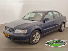 Volkswagen Passat - 1.8-5V Airco Turbo