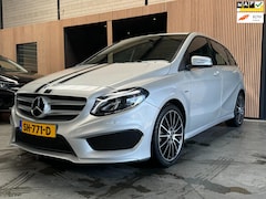 Mercedes-Benz B-klasse - 180 AMG Line Camera | Navi | Camera | Sfeerverlichting| PDC | NAP | APK