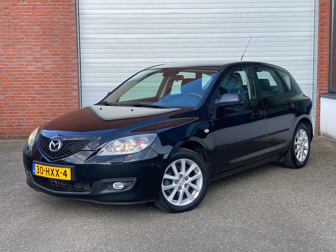 Mazda 3 - 1.6 S-VT Kintaro| AUTOMAAT| TREKHAAK| NEW APK - AutoWereld.nl