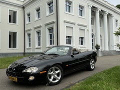 Jaguar XK8 - 4.0 V8 CABRIO, DEALER ONDERHOUDEN