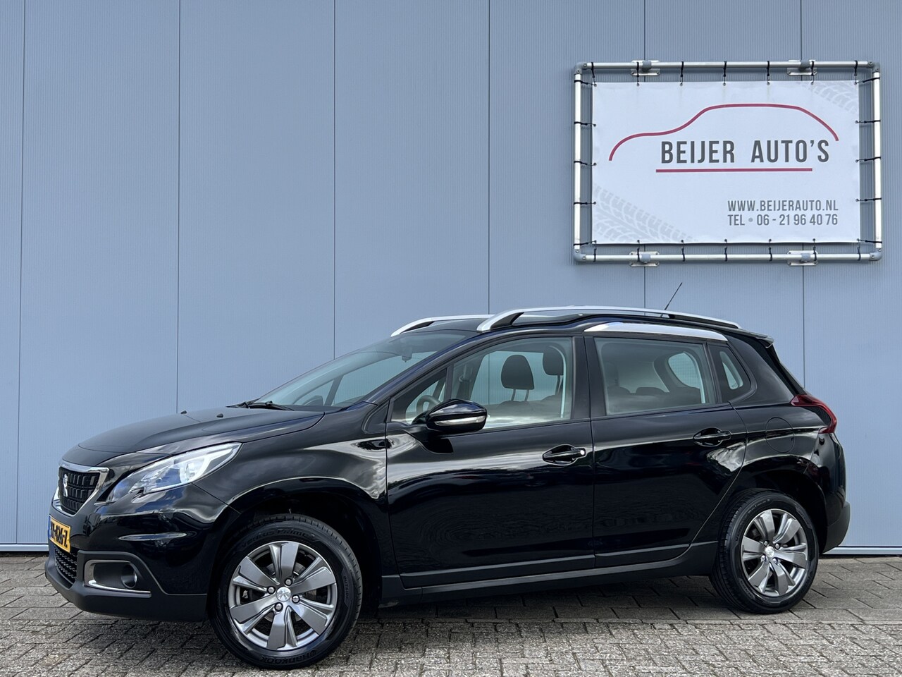 Peugeot 2008 - 1.2 PureTech Blue Lion Carplay/Trekhaak/16inch. - AutoWereld.nl