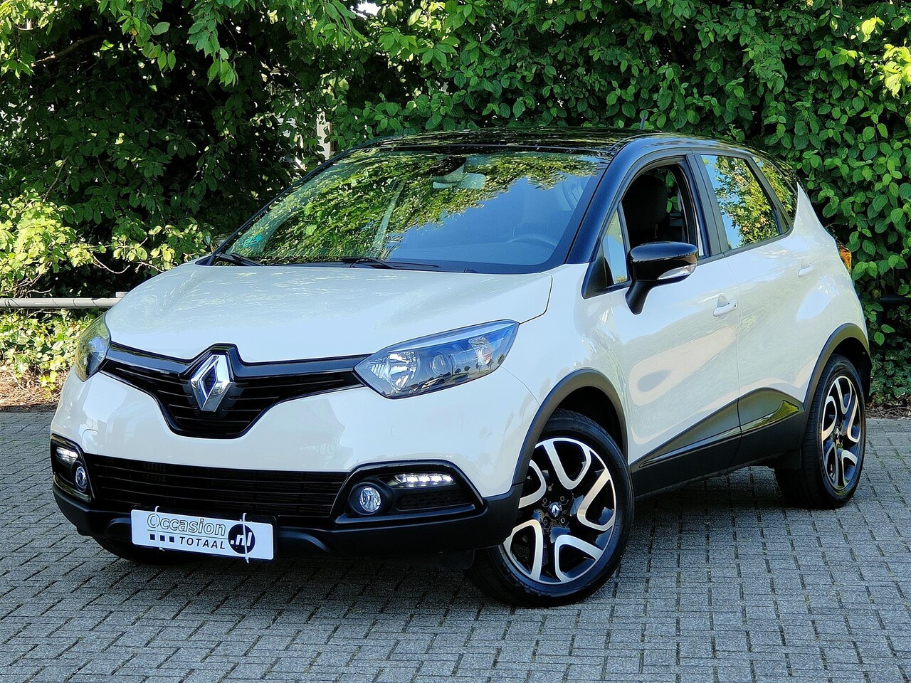 Renault Captur - 0.9 TCe Dynamique | Keyless | Climate | Navi | Stoelverwarming - AutoWereld.nl